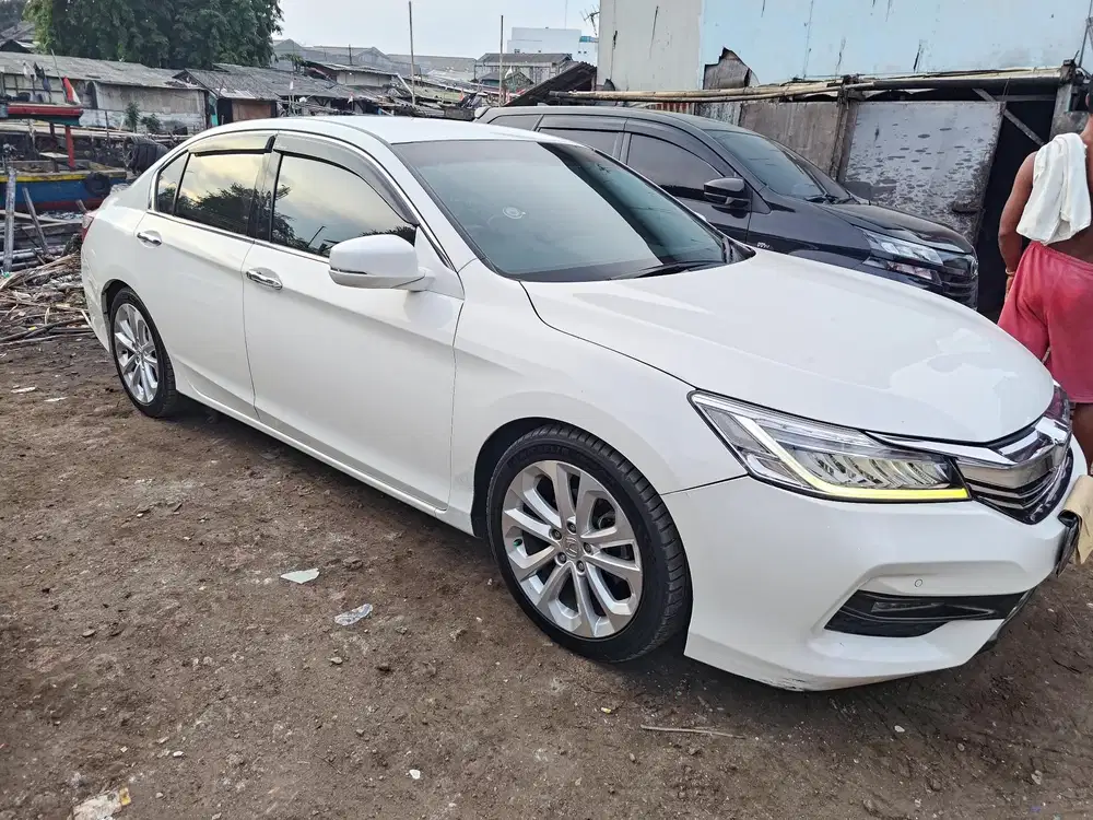 Honda Accord 2017 Bensin
