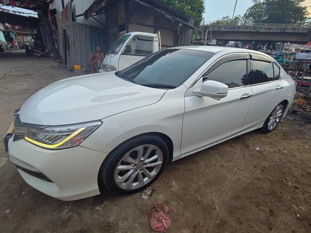 Honda Accord 2017 Bensin