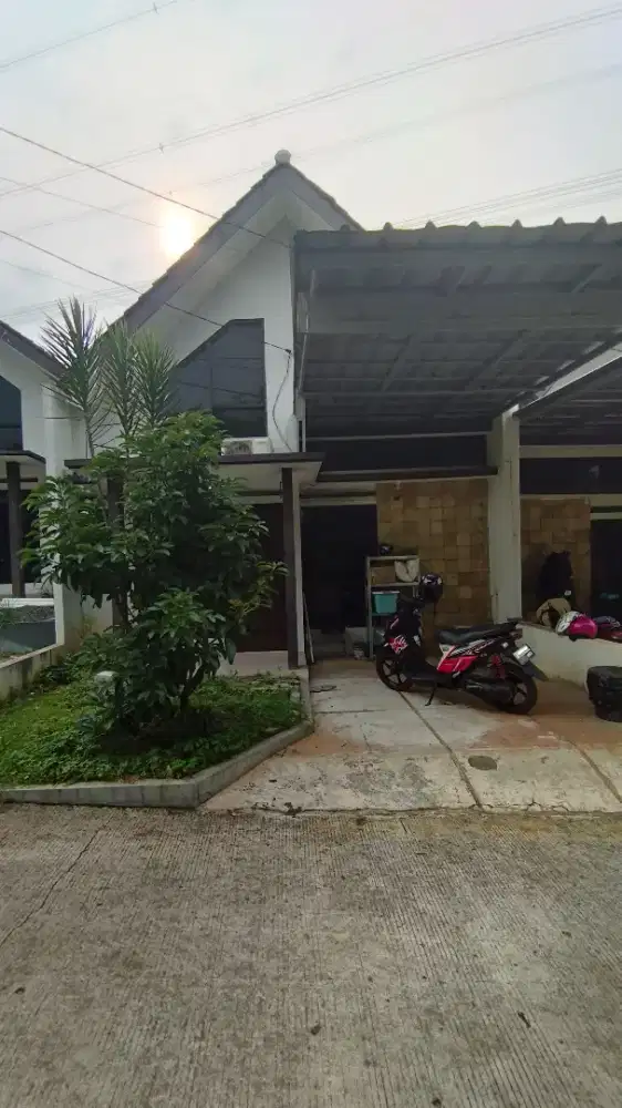Dikontrakkan Rumah Pancoran mas , 2 km tdr dekat pintu toll