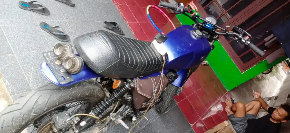 Custom scorpio z