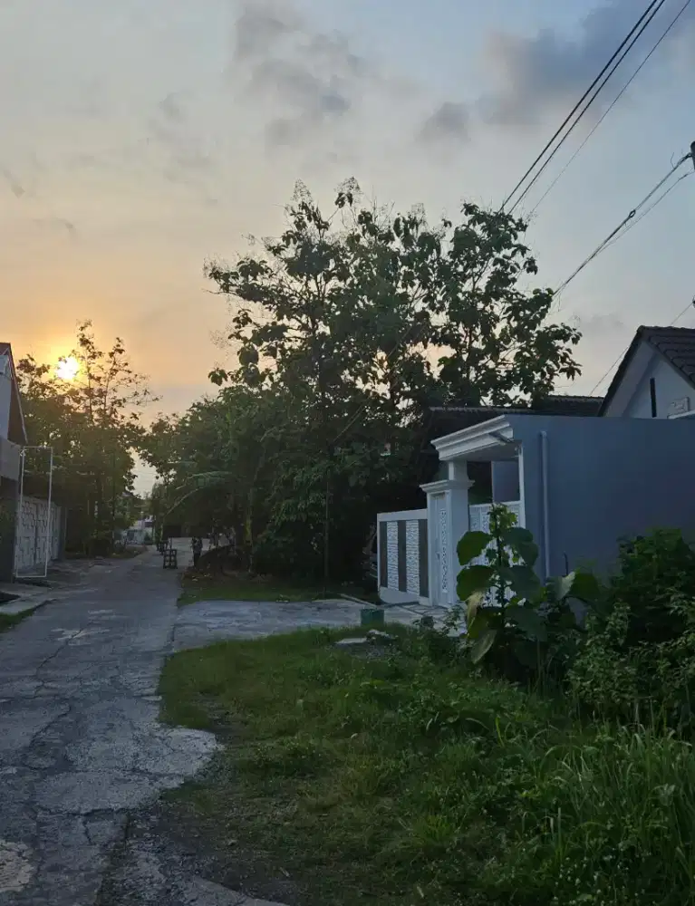 Asal laku turun harga tanah dekat kampus UMY