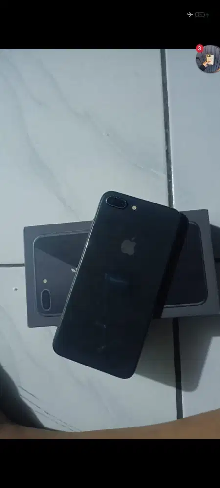 Dijual iphone 8 plus inter black ram 64 gb
