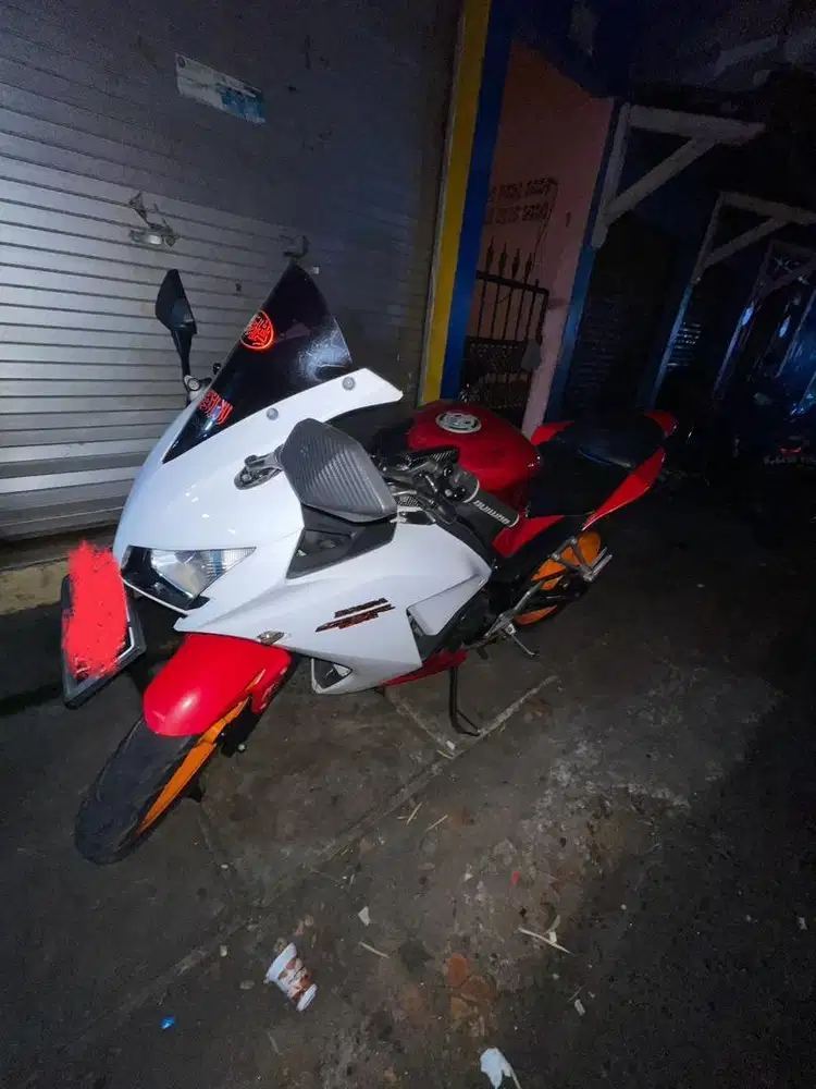 Honda CBR 150 2015