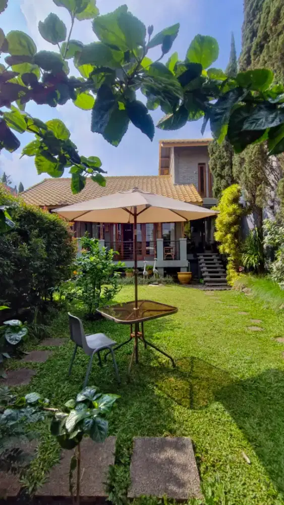 Dijual rumah asri, tertata rapih siap huni di kawasan Sariwangi Asri
