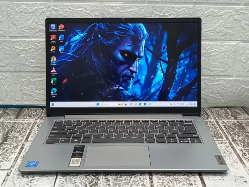 Lenovo Ideapad Slim 1i intel Celeron N4020 Ram 8GB SSD 256GB