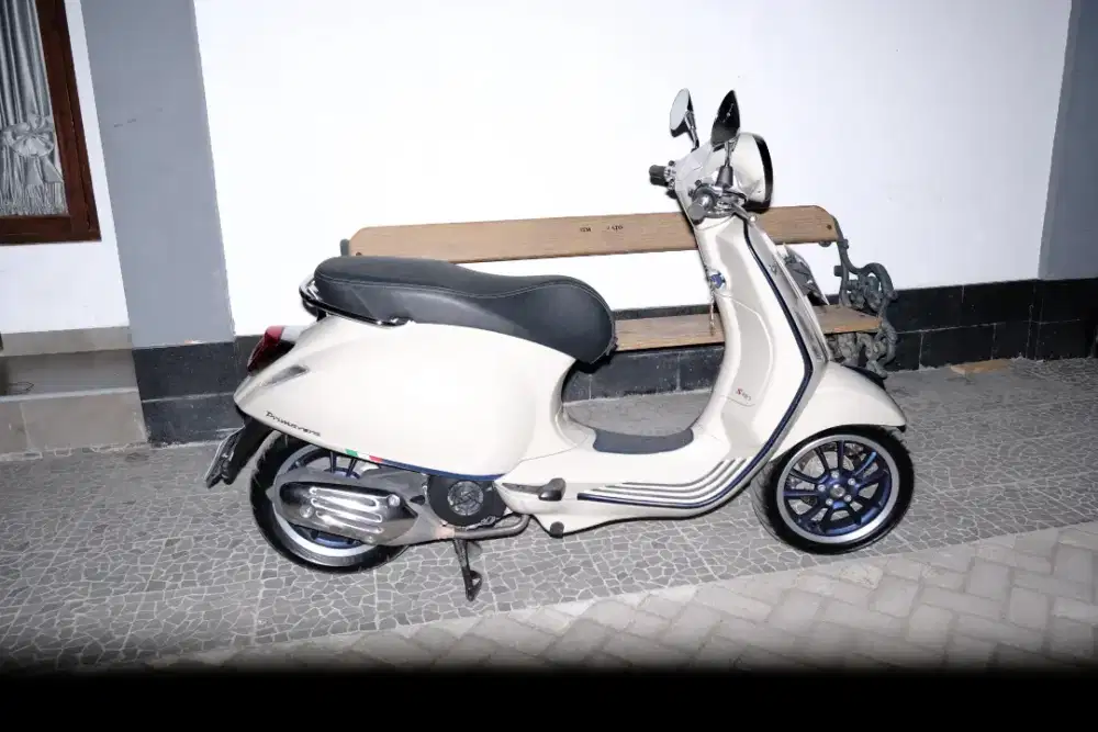 Vespa Primavera siap pakai