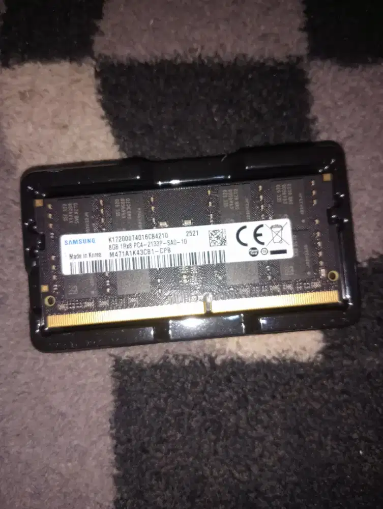 Memory 16GB dan 8GB