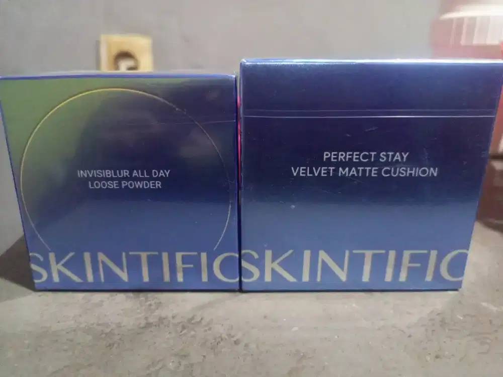 CUSHION DAN BEDAK TABUR SKINTIFIC