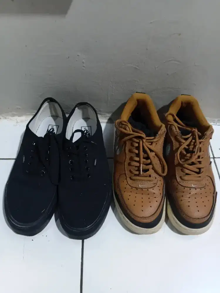 Dijual murah aja 2 pasang sepatu