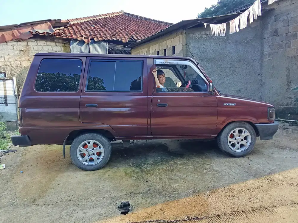 Toyota Kijang 1992 Bensin