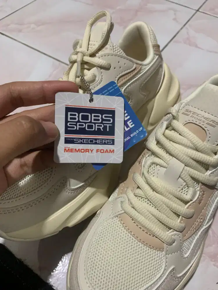 Sepatu Skechers bobs bamina 2