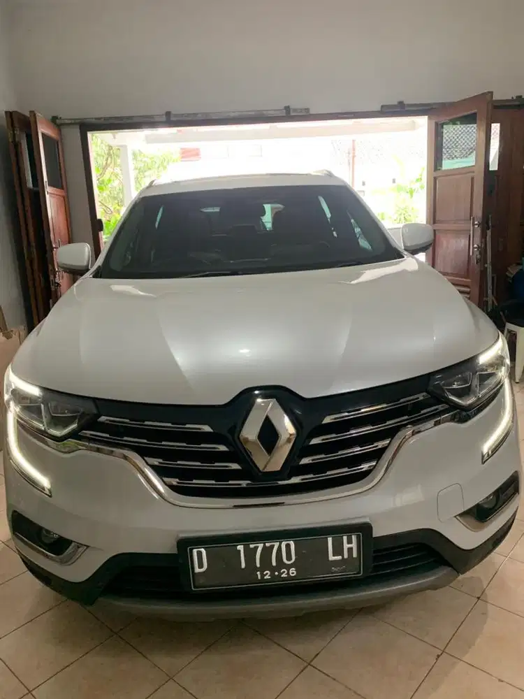 RENAULT KOLEOS 2.5 AT - 2017 (MULUS TERAWAT)