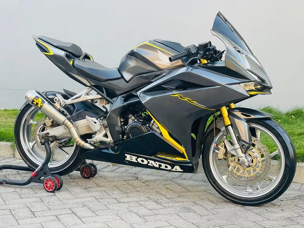 Honda cbr250rr grey non abs plat S pajak on cbr 250rr grey cbr250 rr