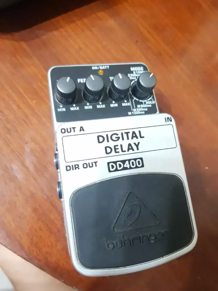Efek analog delay behringer dd400 like new