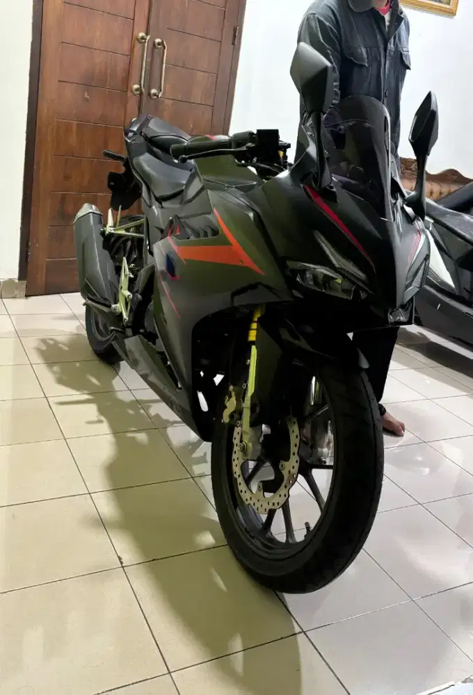 Honda CBR150R 2021 Dominator Matte Black