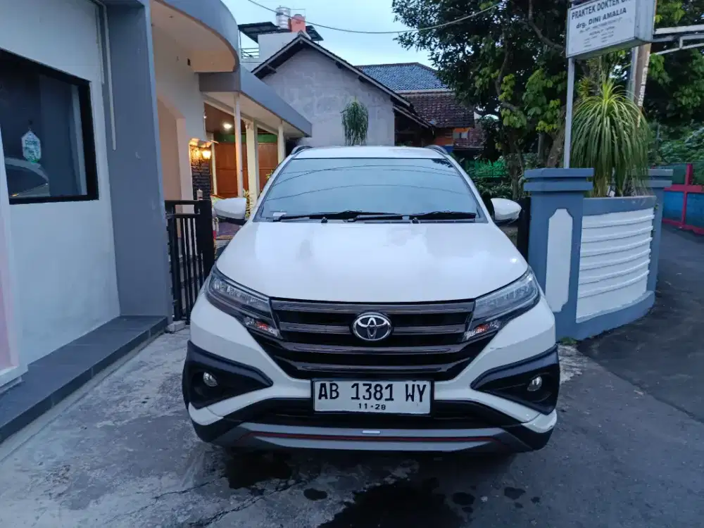 Toyota Rush TRD Sportivo Matic 1.5  2018
