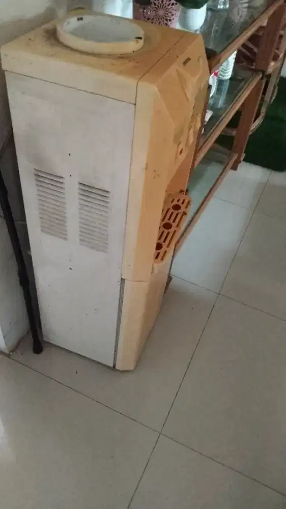 Jual dispenser panas dingin