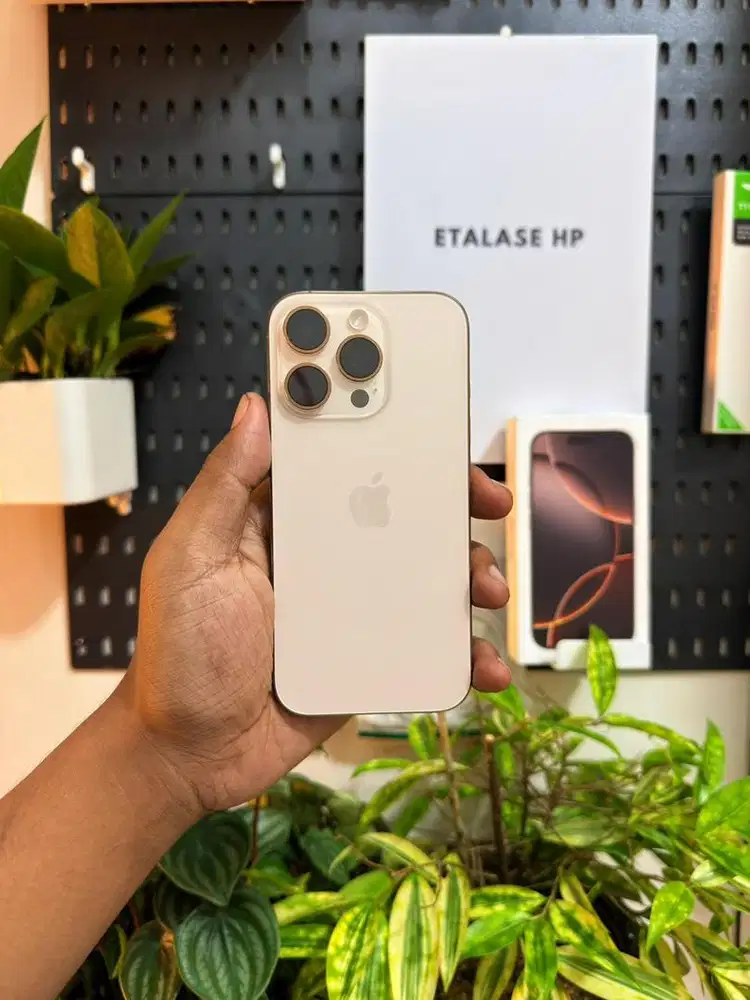 iPhone 16 Pro 128GB iBox