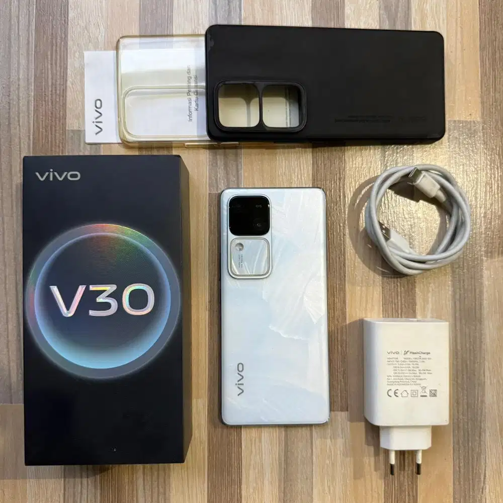 Vivo v30 8/256 fullset