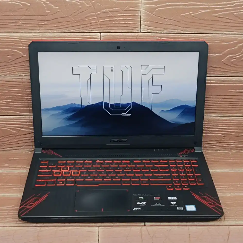 Asus TUF GAMING FX80GD Intel Core i5-8300H RAM 8GB SSD 256GB GTX 1050
