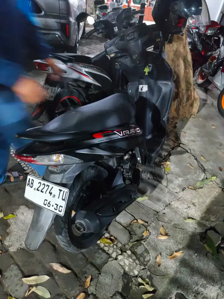 Vario THN 2010  plat AB sleman