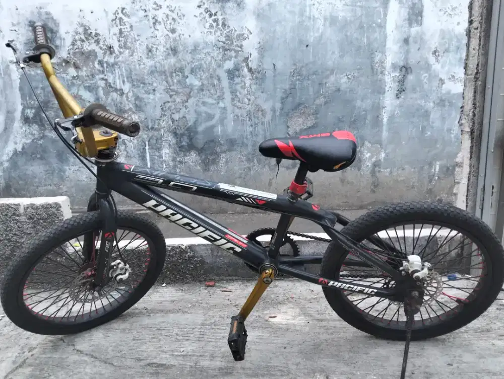 Sepeda BMX pacific Cijantung Jakarta Timur
