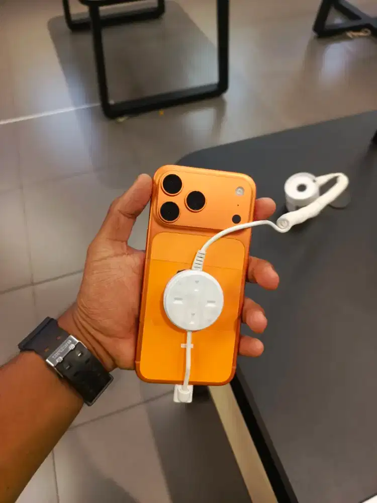 KREDIT IPHONE 17 PRO MAX