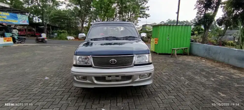 Toyota Kijang Krista 1.8 EFI