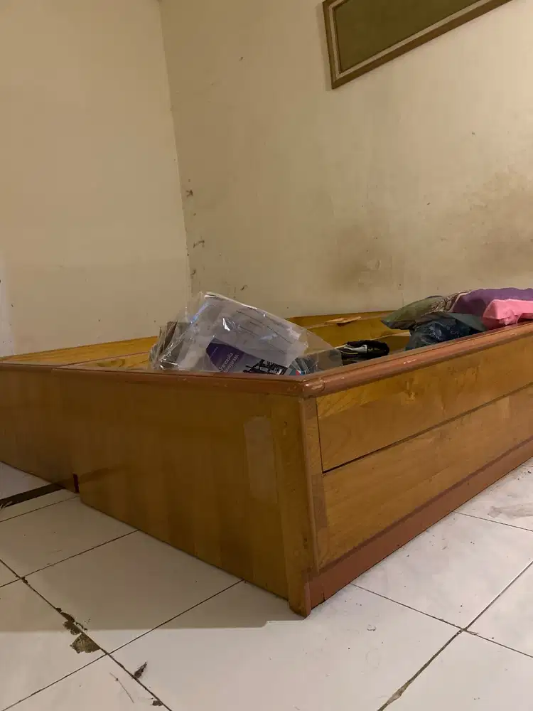 dipan tidur dua