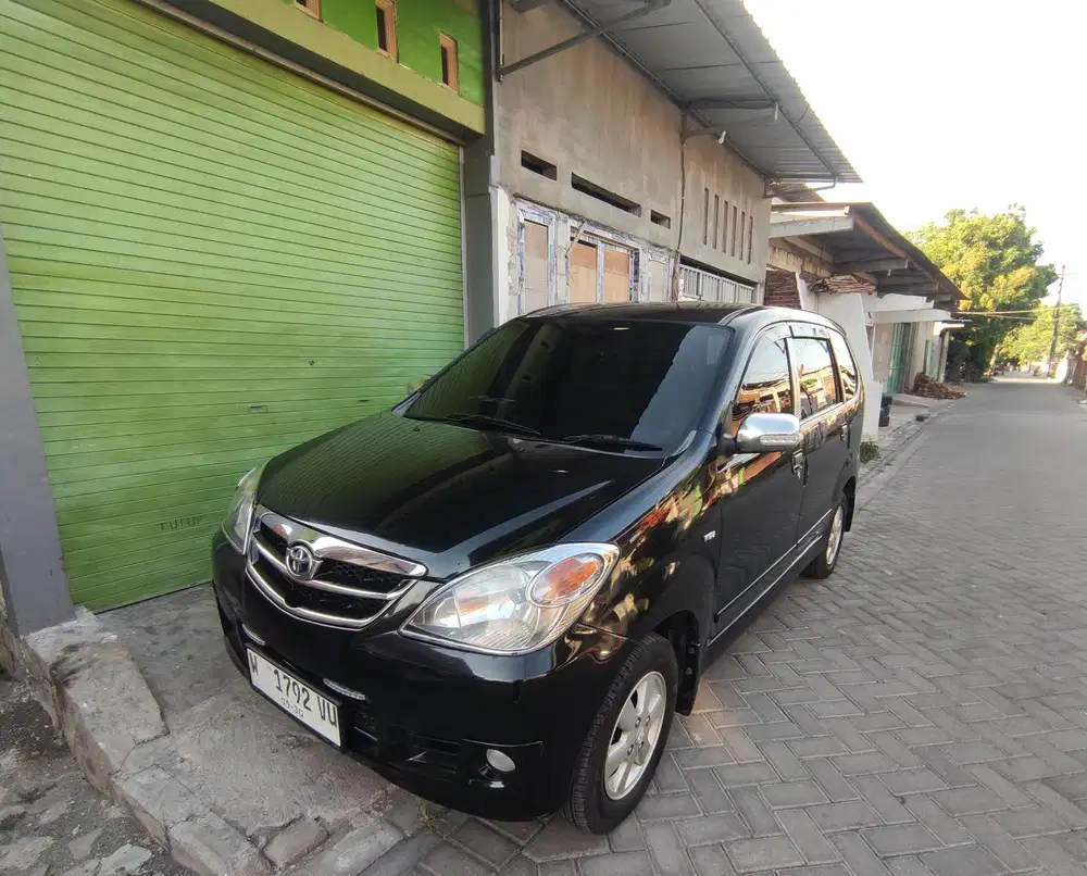 Toyota Avanza 2010 Bensin