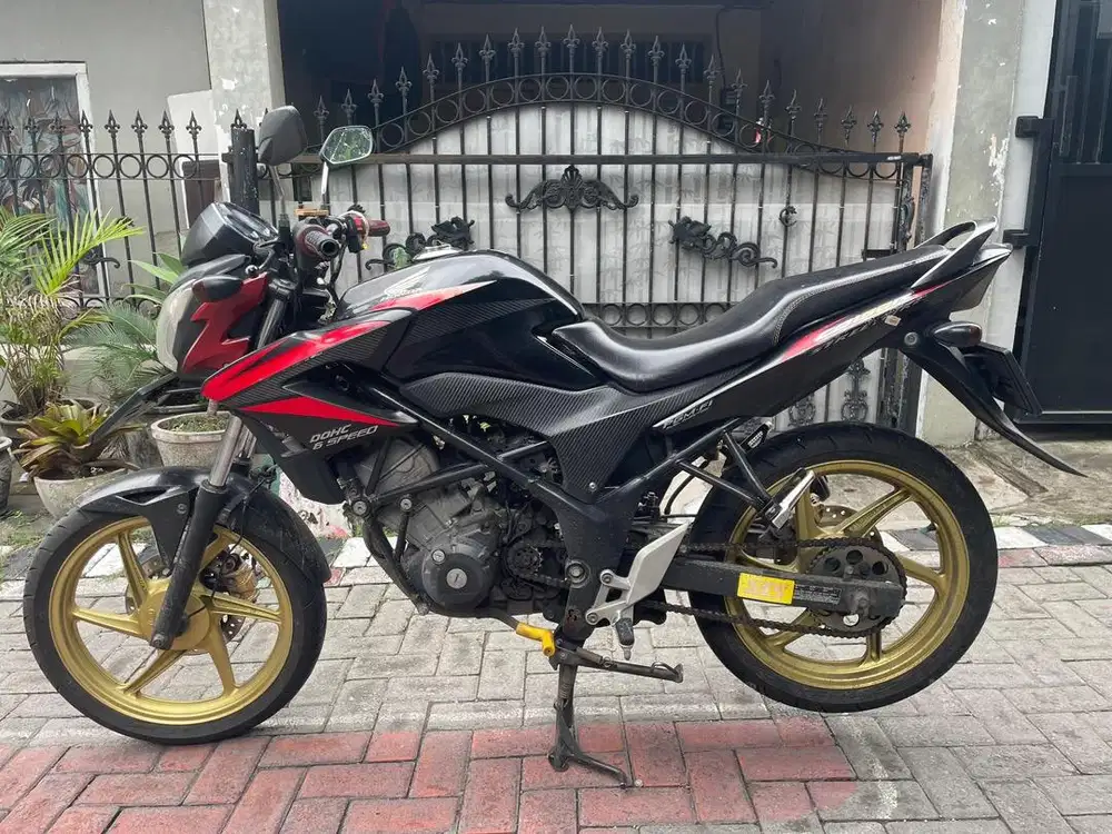 Honda CB 150R 2014