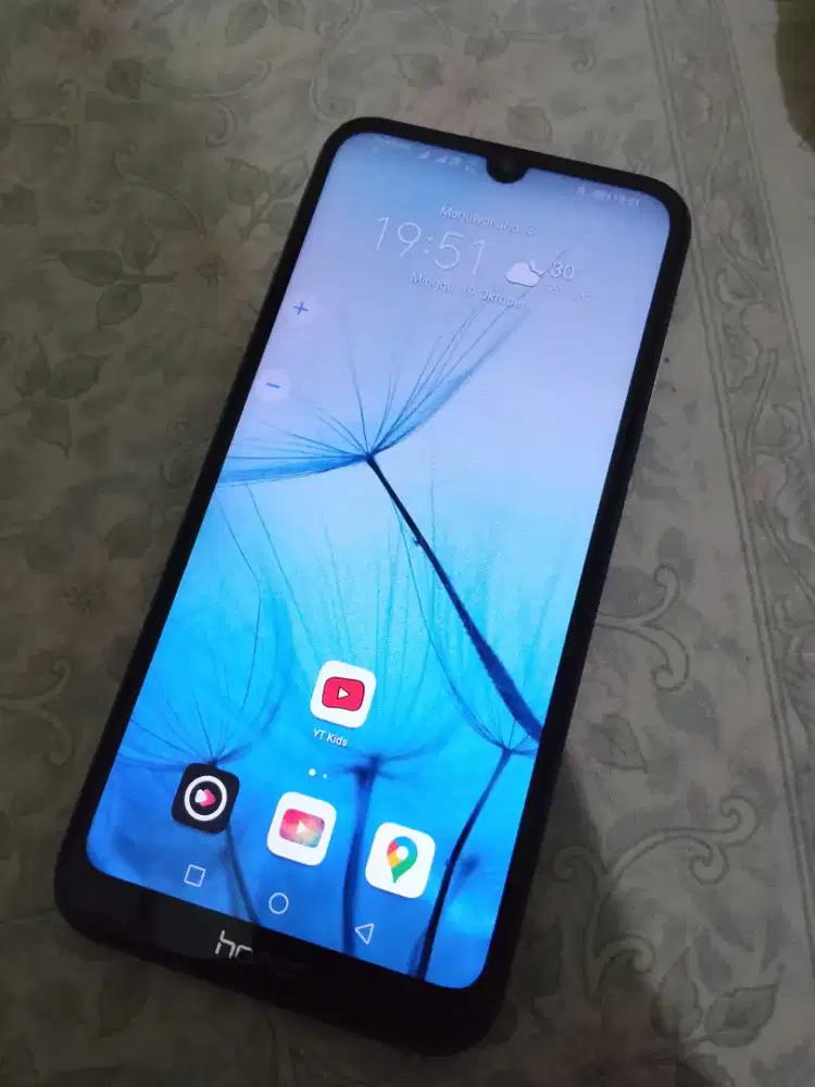 Honor 8a (3gb/32gb)