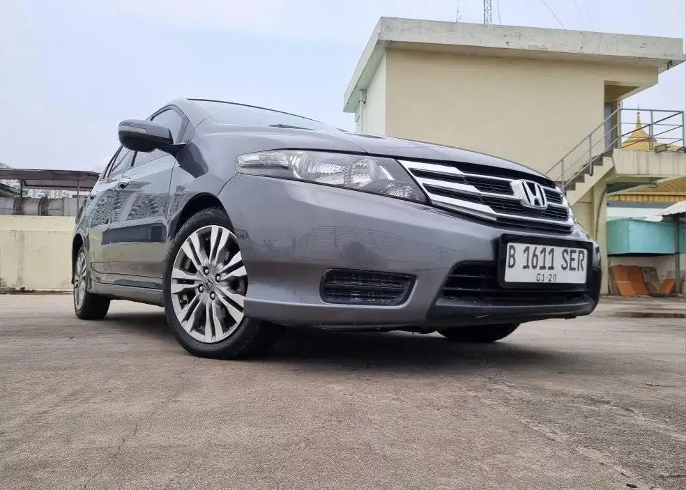 Honda City gen 3 Facelift type 1.5 E (RS) matic th 2012,,kinyis2 gan!!