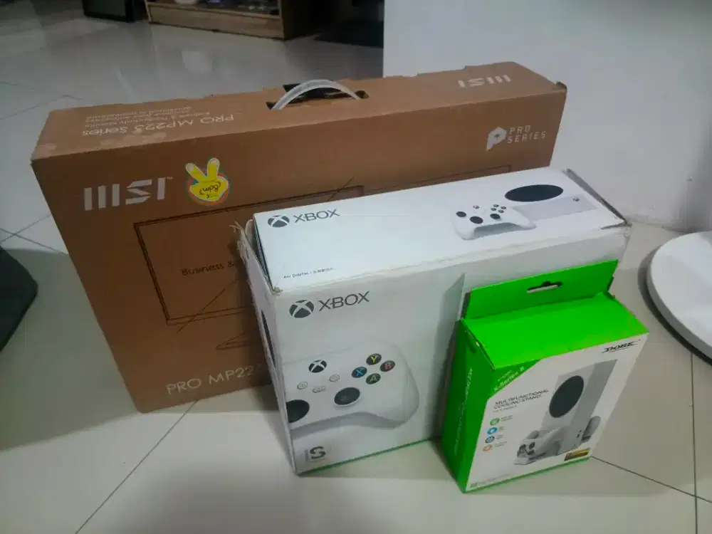 Jual/TT Xbox Series S 512gb dan Monitor MSI Pro 223 Fulset Siap Gaming