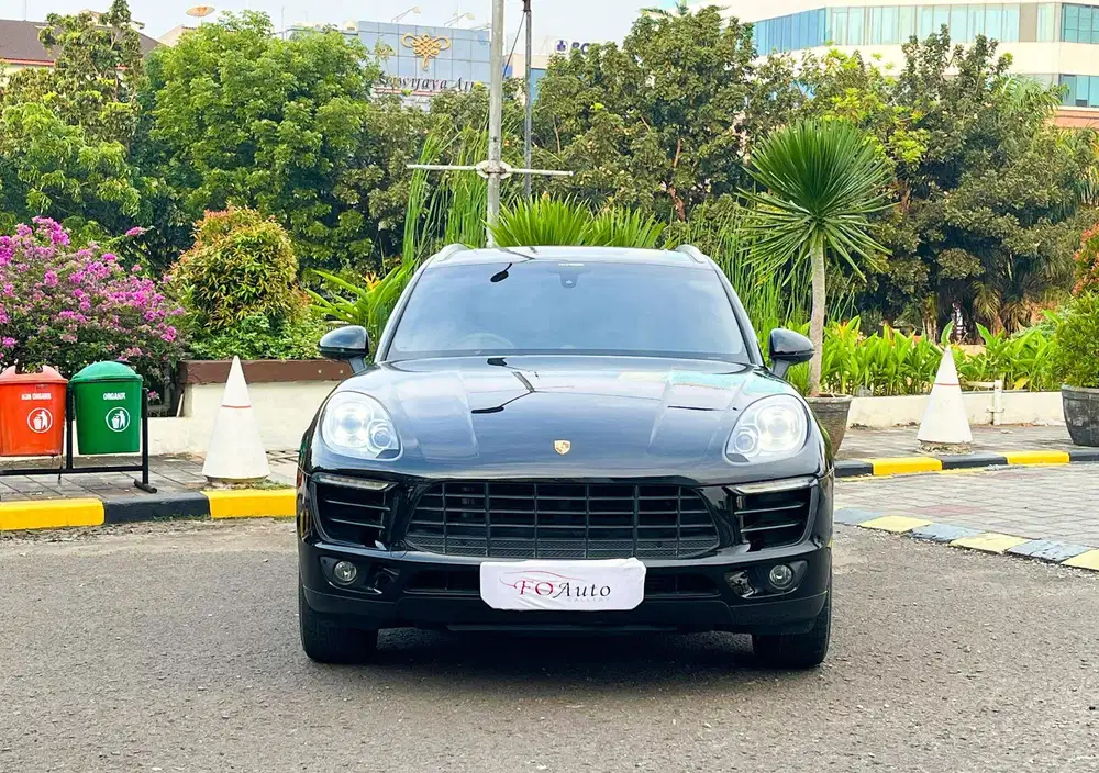 Porsche Macan 2.0 Turbo 2015 Very Mint Condition