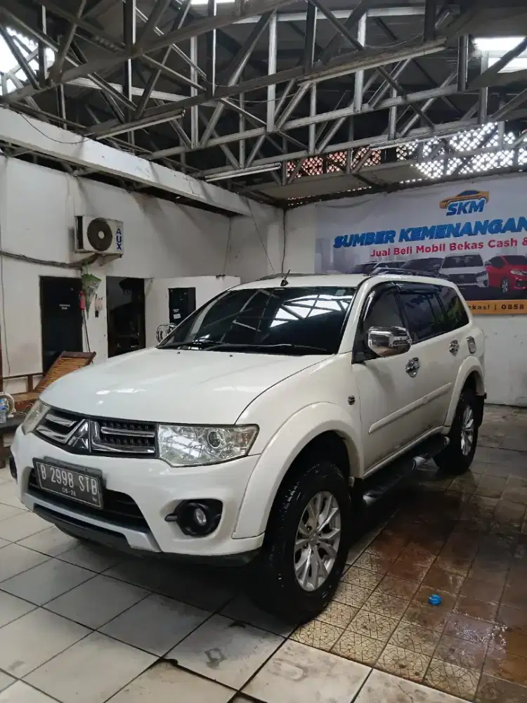 Pajero sport exceed th 2015 AT