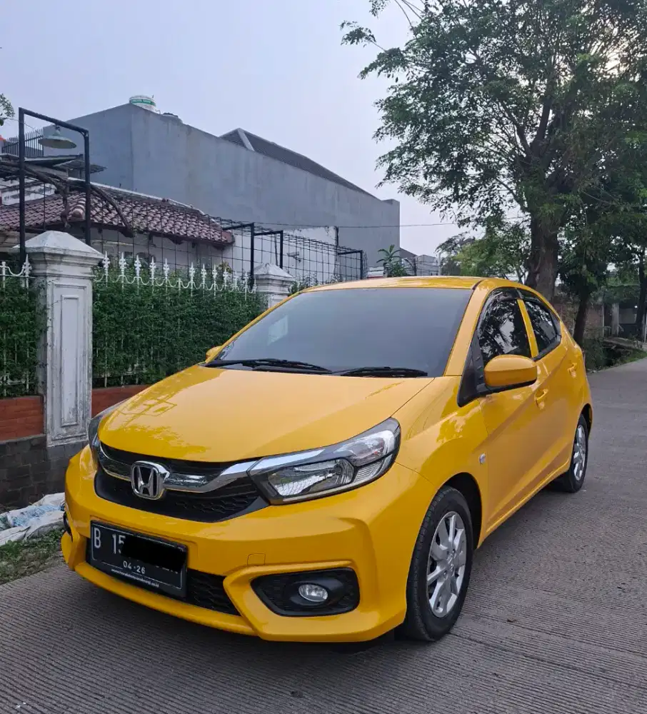 (Harga Cash) Brio E AT NIK 2021 Kuning