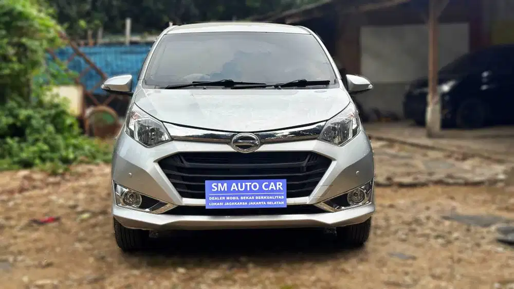 DAIHATSU SIGRA DELUXE 2016 AT, DP CICILAN MURAH,LOK JAGAKARSA