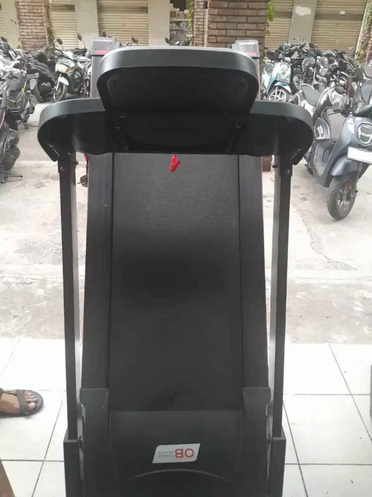 Dijual Treadmill dan bangku pijat