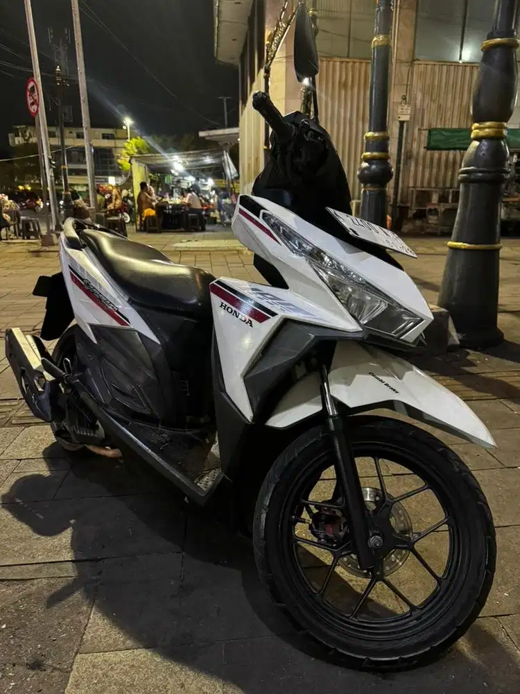 vario 125 2017 putih
