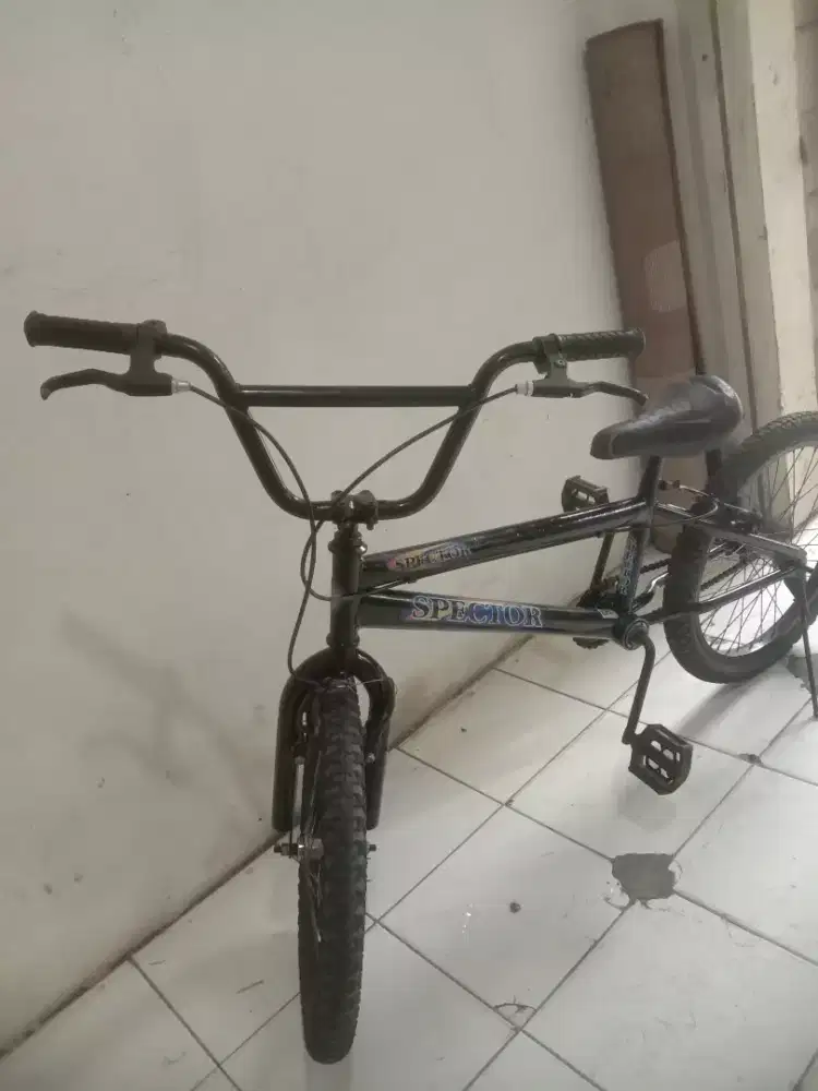 Jual sepeda BMX merk SPECTOR UK 20