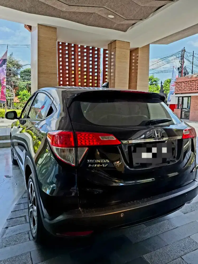 Dijual Honda HRV 2021