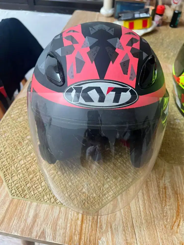helm kyt dot SNI ukuran M