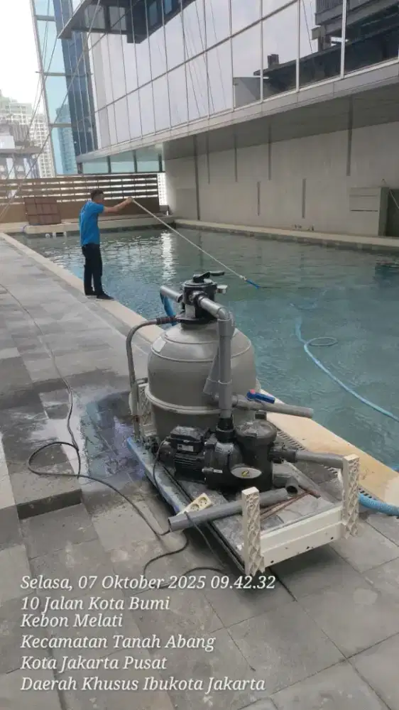 Jasa perawatan & service kolam renang