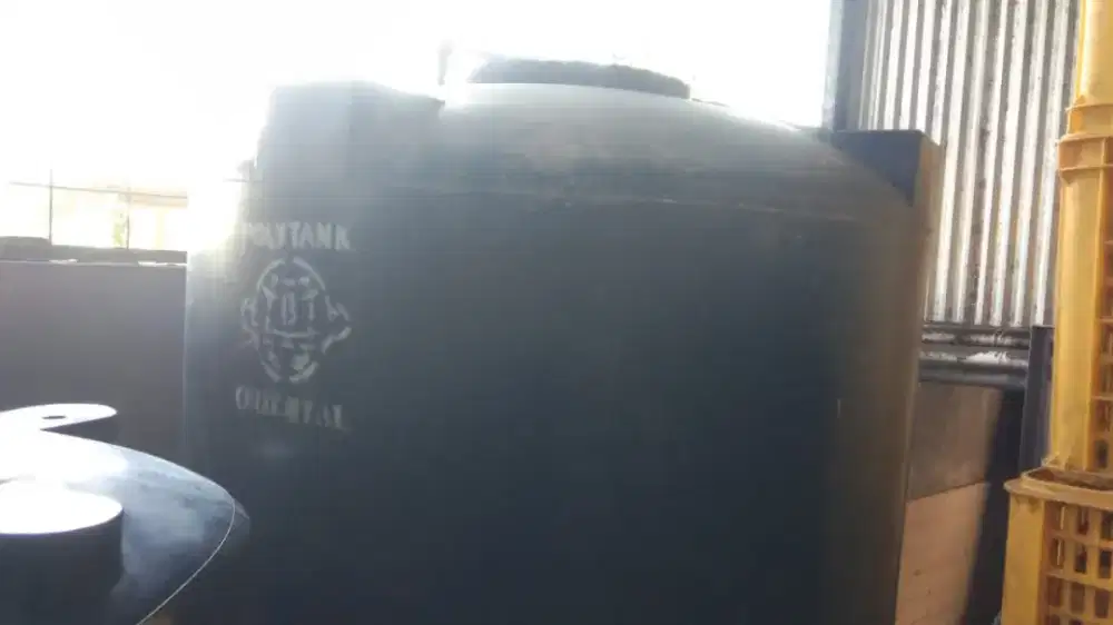 Tangki air polytank merk oriental