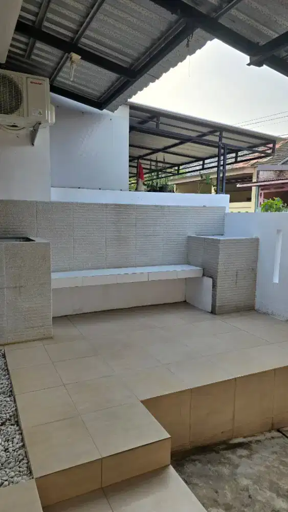 Disewakan Rumah Semi Furnished selangkah ke Gading Serpong