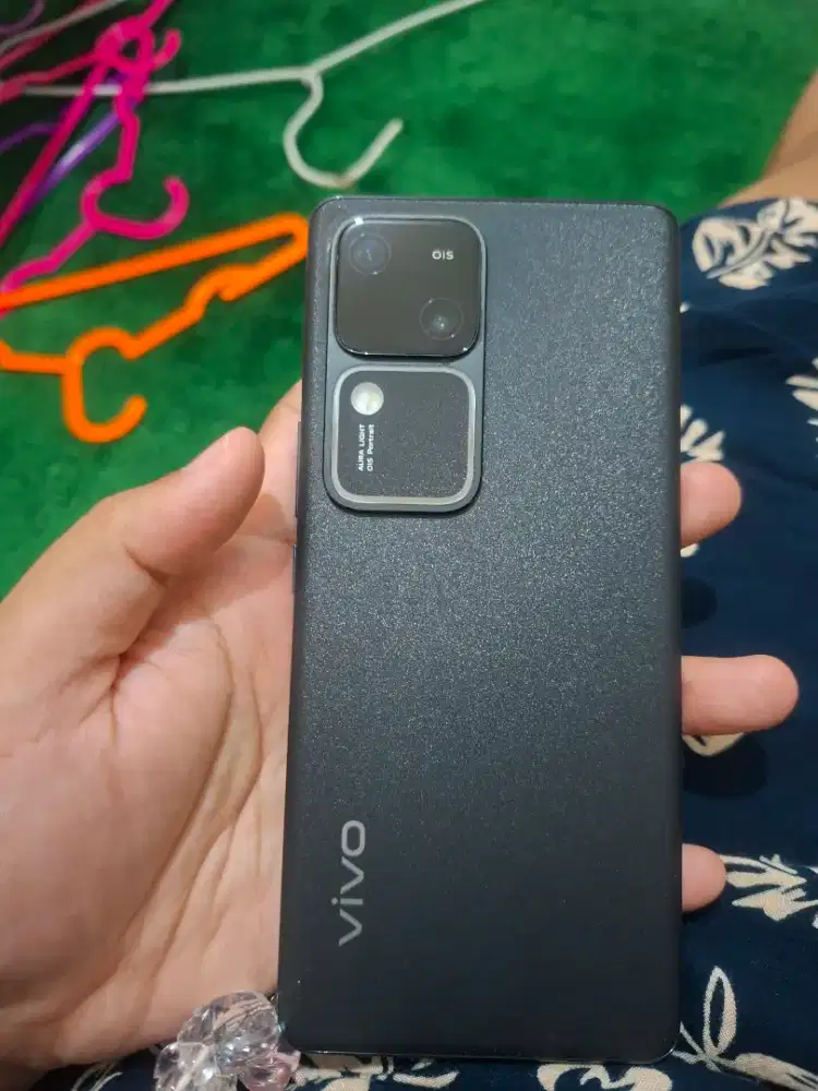 Hp VIVO V30 5G RAM 8/256