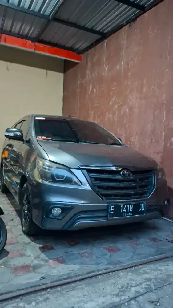 Toyota INNOVA 2.5 type V 2009