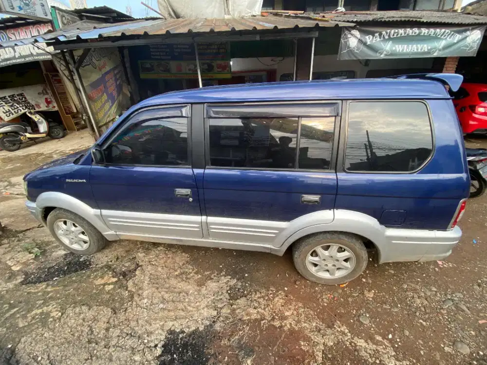 Mitsubishi Kuda 2002 Bensin