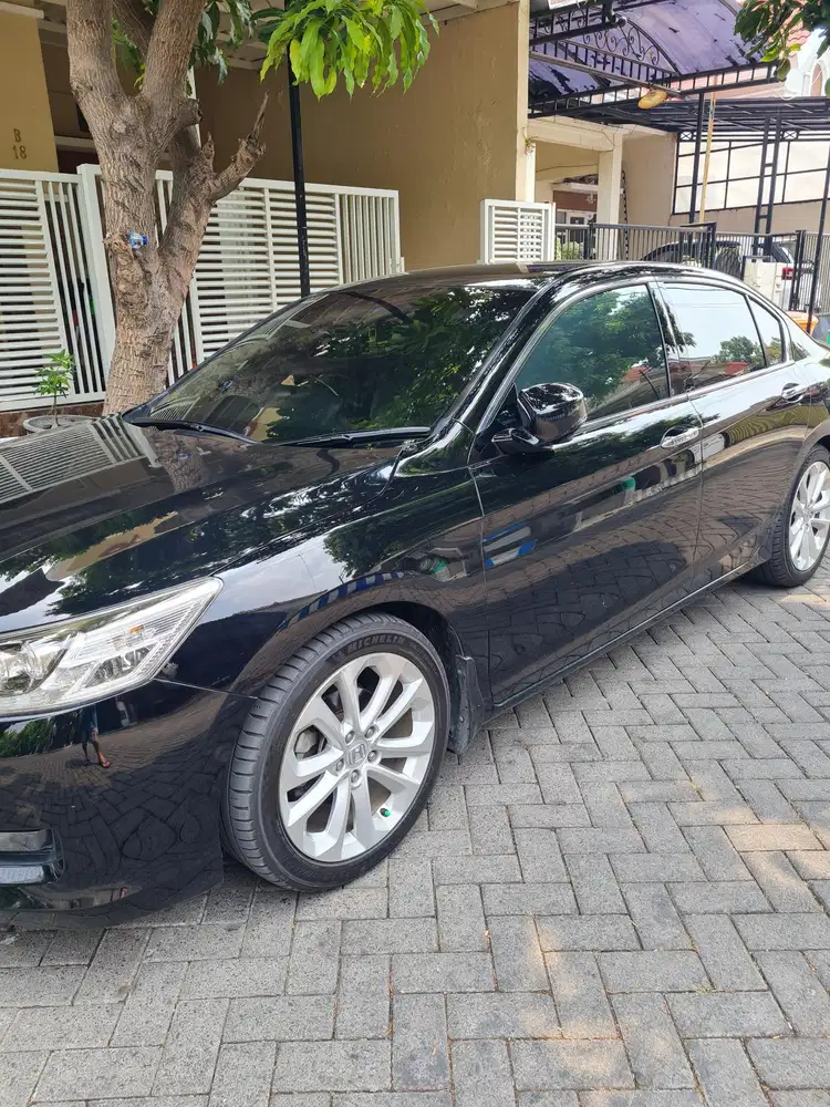Honda Accord 2015 Bensin